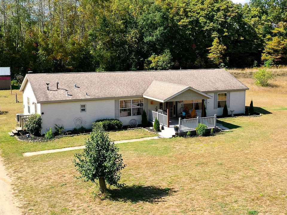 76 48th St, Grand Junction, MI 49056 Zillow