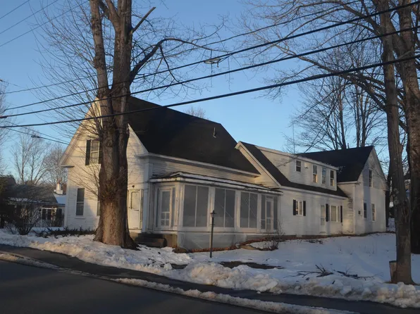 40 Rush Road, Henniker, NH 03242