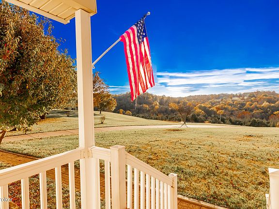 3rd image of 252 Burba Rd