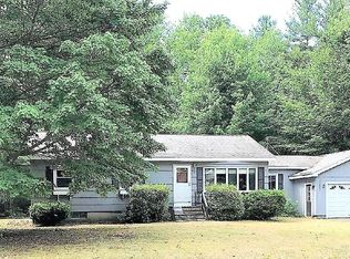 7 Steven Ln, Steep Falls, ME 04085