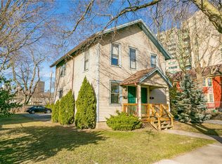 47 Alexander St, Rochester, NY 14620
