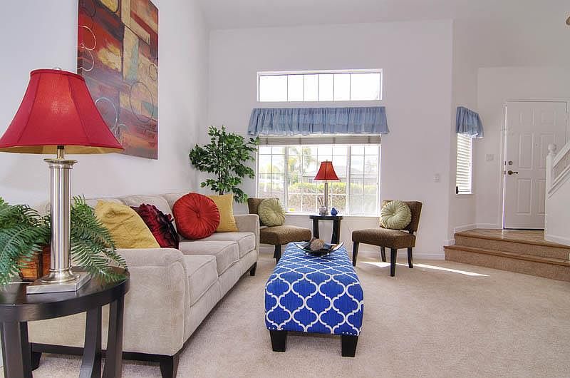 1st image of 619 Hellyer Ave