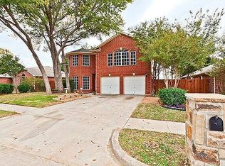 204 Yosemite Dr, Mansfield, TX 76063