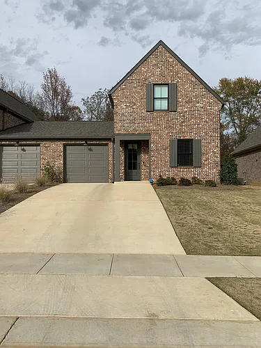 984 Stonebrook Ln Photo 1