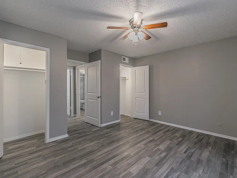 Station 121 at Town Center Apartments — Photo 123