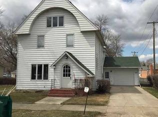 330 1st Ave SE, Leeds, ND 58346