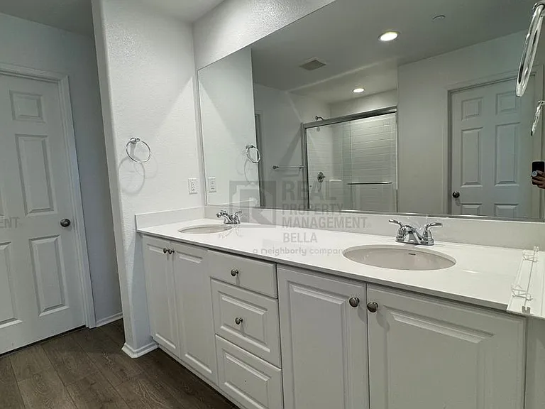 2807 Moonshimmer St — Photo 26