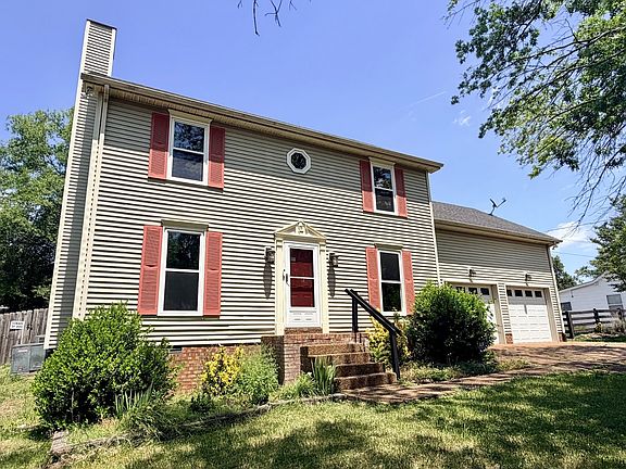 2nd image of 1136 Campbell Rd