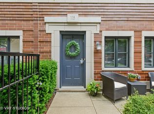 105 S Racine Ave, Chicago, IL 60607