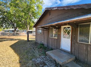 5207 Elm Ln, Redding, CA 96001