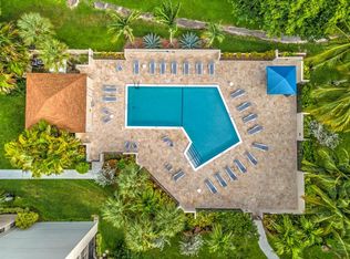 5851 Camino Del Sol APT 203, Boca Raton, FL 33433