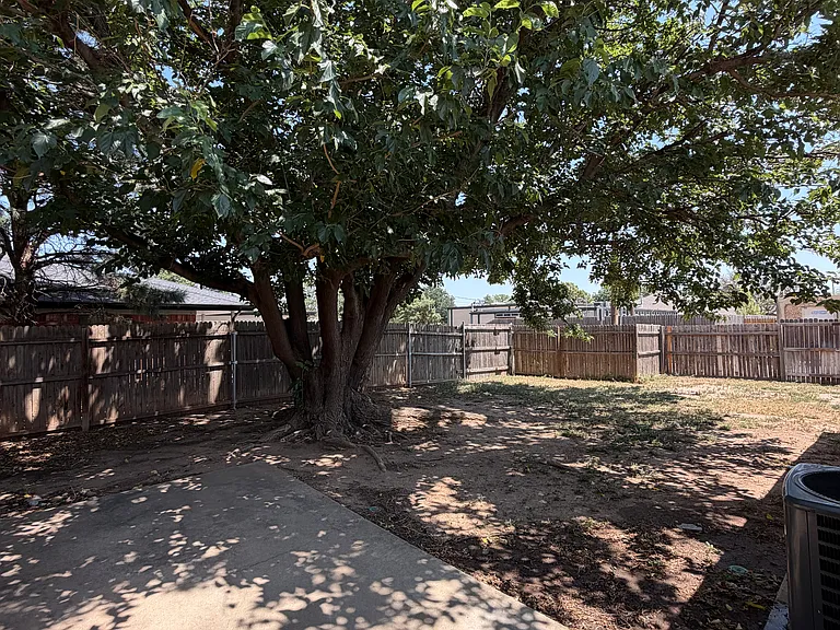 6705 Brandon Rd — Photo 3