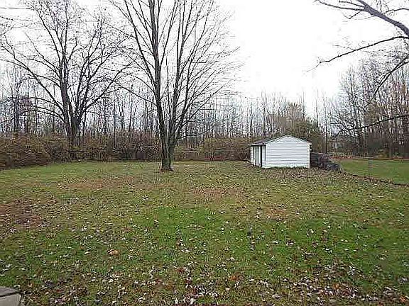 5th image of 7476 Wilfred Dr