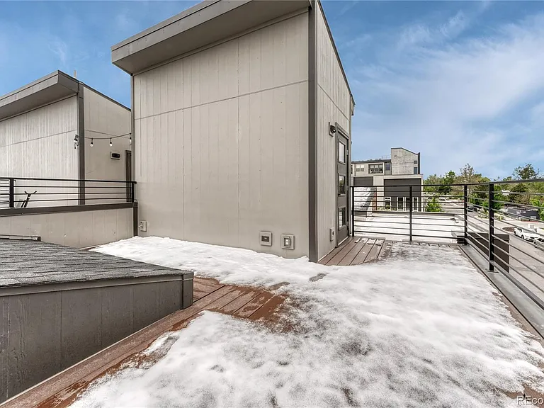 2891 W Parkside Pl — Photo 25