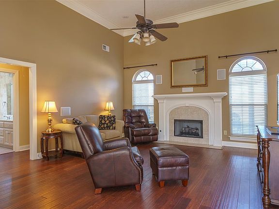 5th image of 35 Wyndchase Dr