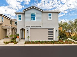 189 Nabors Dr S, Madera, CA 93636