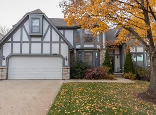 9150 W 131st St, Overland Park, KS 66213