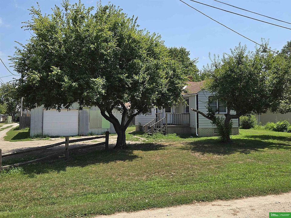 1st image of 160 S Morrell St