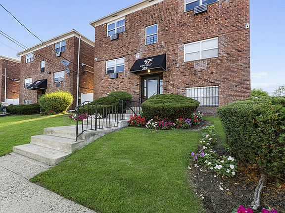 5th image of 320 Eastern Pkwy APT 1