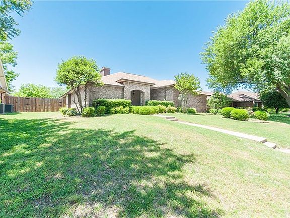 3rd image of 2905 Princewood Dr