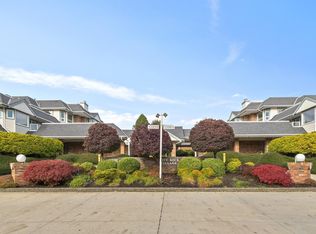 13965 16th Ave #107, Surrey, BC V4A1P8