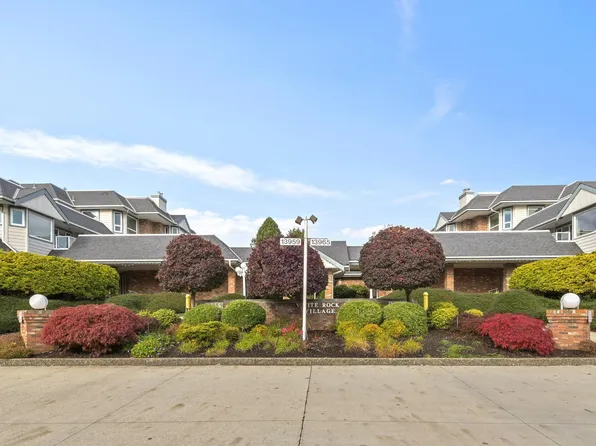 13965 16th Ave #107, Surrey, BC V4A 1P8