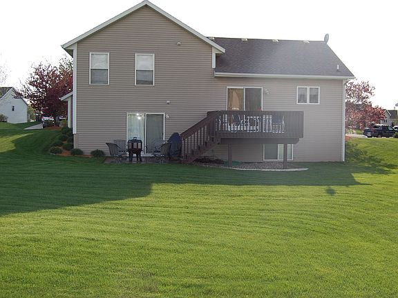 Back/large yard