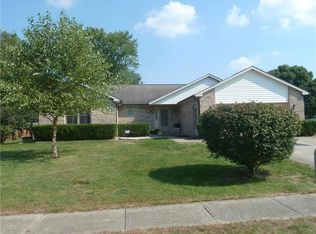 284 Whispering Willow Ct, Noblesville, IN 46060