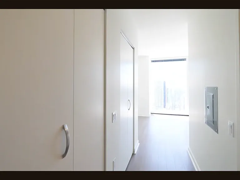 502 E Illinois St #3501 — Photo 6
