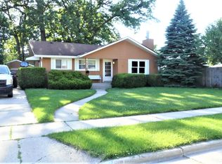 8412 21st Ave, Kenosha, WI 53143