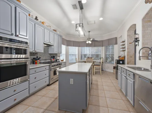 2704 Serenity Circle N, Fort Pierce, FL 34981