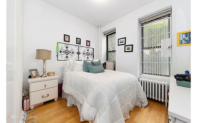 Rented by Douglas Elliman | media 10