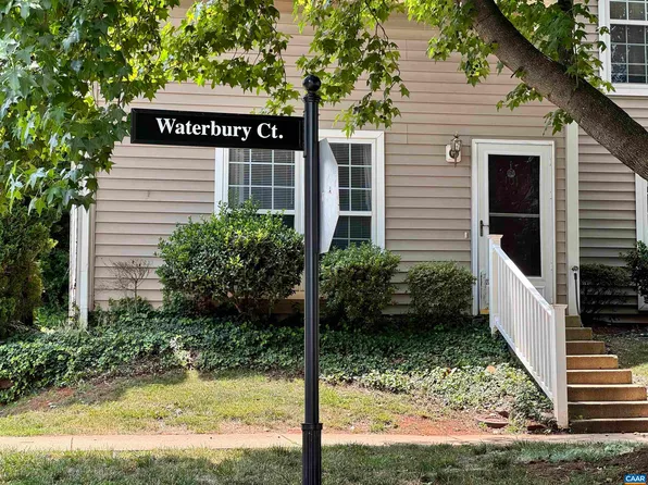 100 Waterbury Ct, Charlottesville, VA 22902