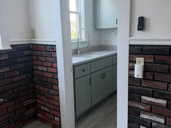 36 Derby St #3, Somerville, MA 02145