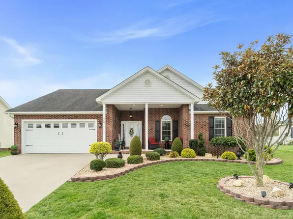 23 Slate Dr, Stuarts Draft, VA 24477