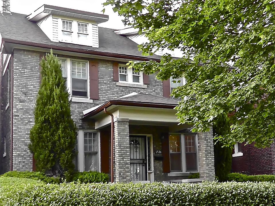 1526 Edison