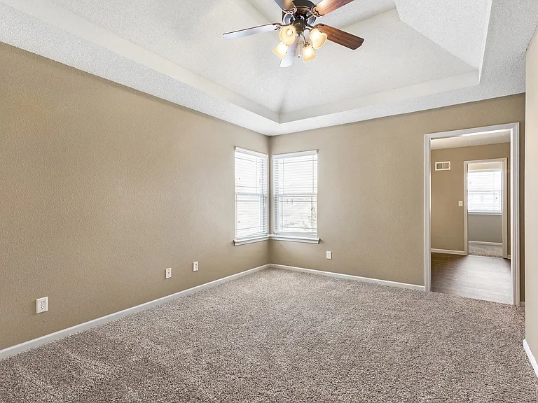 Bennington Park Townhomes — Photo 95