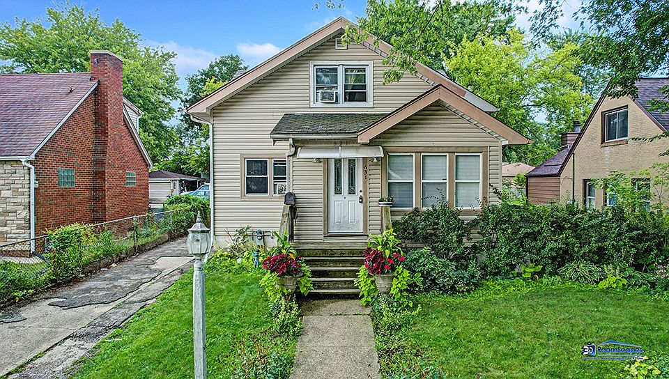631 N Elmwood Ave, Waukegan, IL 60085 Zillow