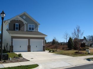 905 Del Mar Oaks Dr, Cary, NC 27519