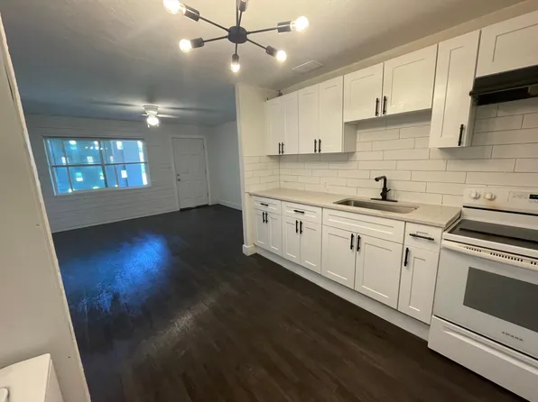 2006 SW 7th St, Ocala, FL 34471