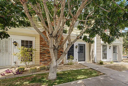 1601 N Saba St Photo 1