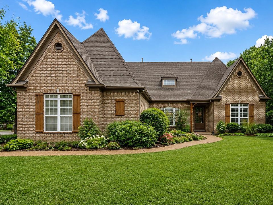 1st image of 10 Post Oak Cv