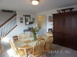 1130 Maclean Dr, O Fallon, IL 62269