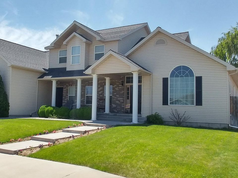 1st image of 2148 Candlewood Ave