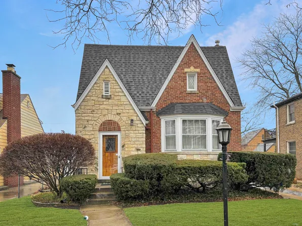 735 N Catherine Ave, La Grange Park, IL 60526