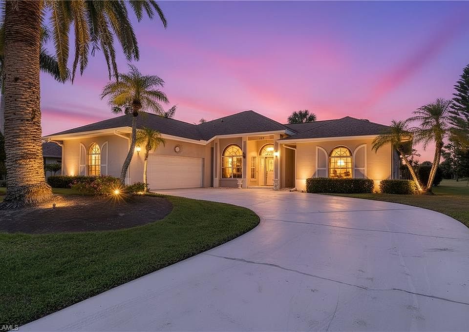 1st image of 867 Saint Andrews BLVD