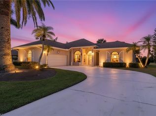 867 Saint Andrews BLVD, NAPLES, FL 34113