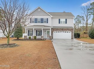 211 Wedgefield Cir, Jacksonville, NC 28540