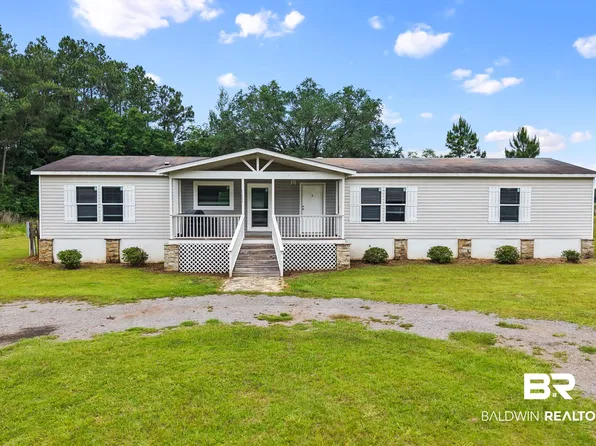 11055 Deerfoot Ln, Elberta, AL 36530