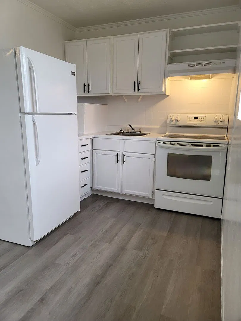 108 Coogan — Photo 3